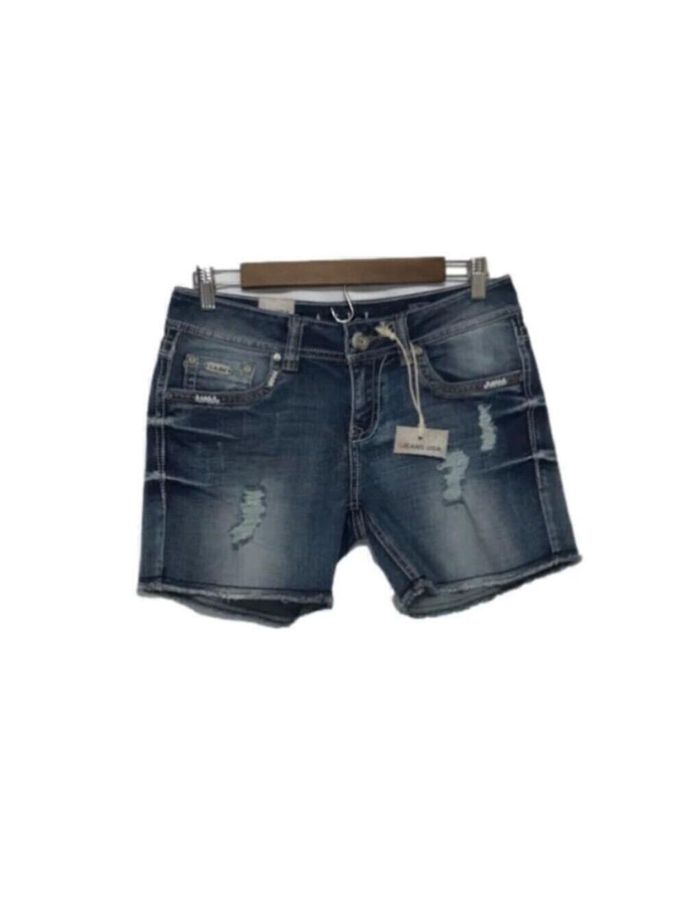 NWT L.A. Idol Distressed Denim Shorts Size Medium/ 31